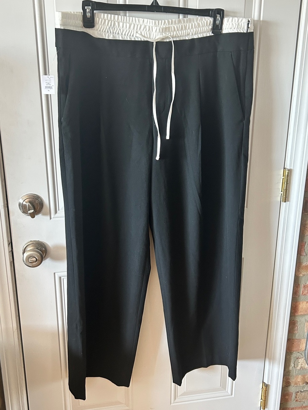 GAP Mid-Rise Double Waist Pant